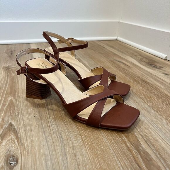 NEW YORK & COMPANY Brown Heels with Ankle Strap Size 8.5 - Picture 9 of 9